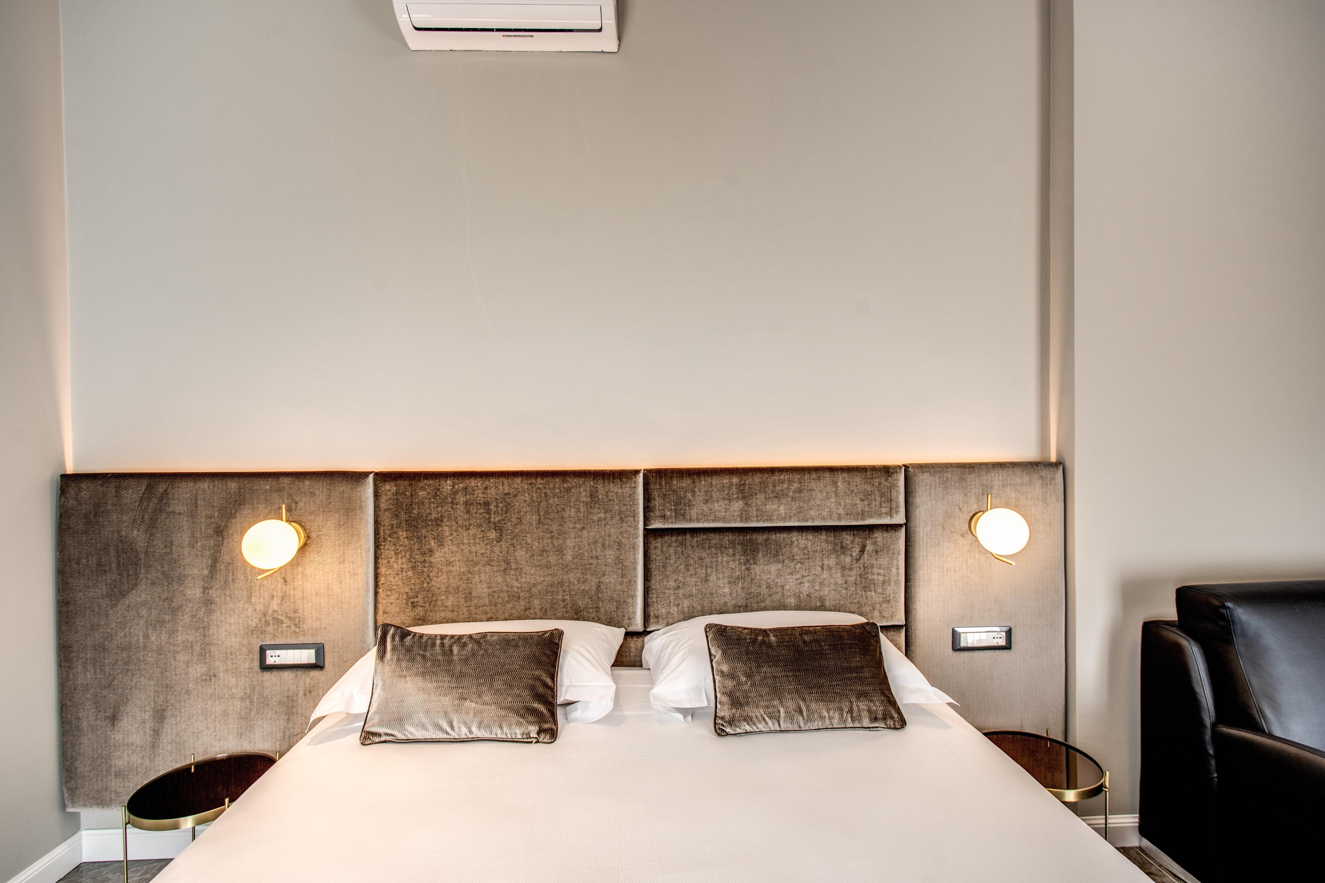 Apollo Boutique 4*